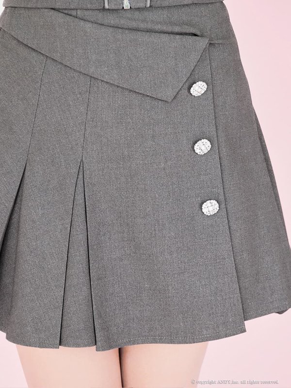 グレー　モデル：のあ　着用サイズ：Sサイズ