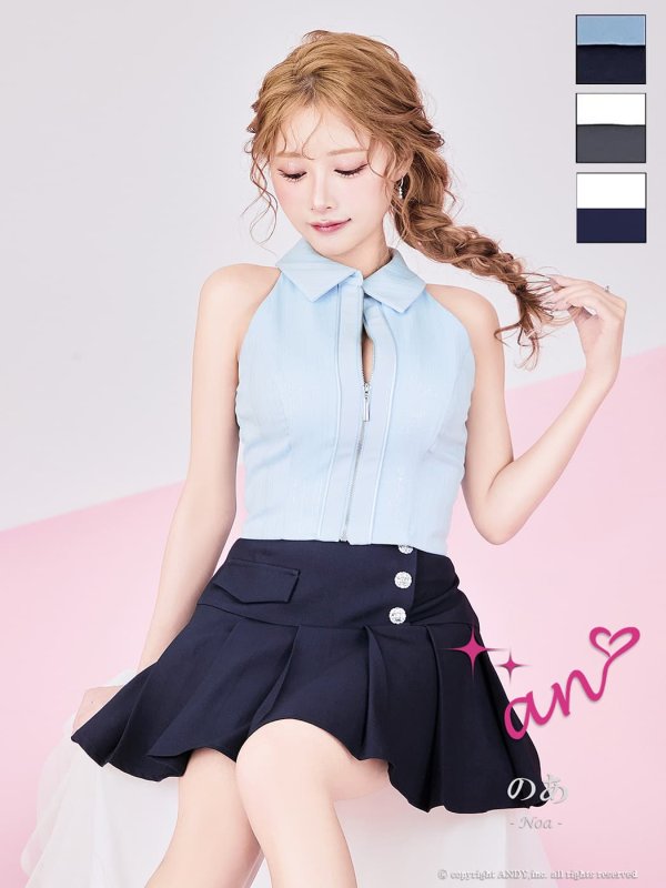 ブルーxネイビー　モデル：のあ　着用サイズ：Sサイズ