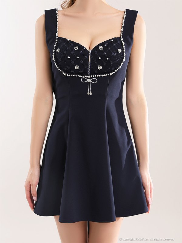 ネイビー　モデル：るりぴ　身長：165cm　着用サイズ：Sサイズ