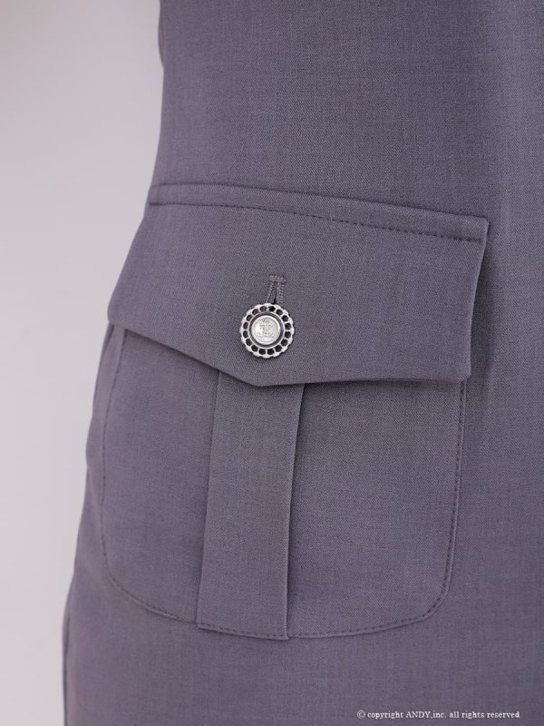 グレー モデル：まりん　身長：164cm　着用サイズ：Sサイズ