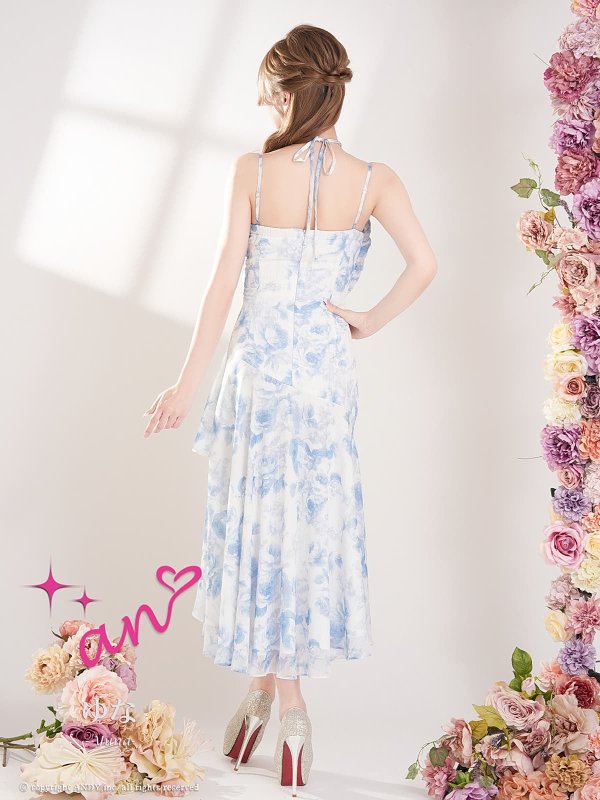 ブルー　モデル：ゆな　着用サイズ：Sサイズ