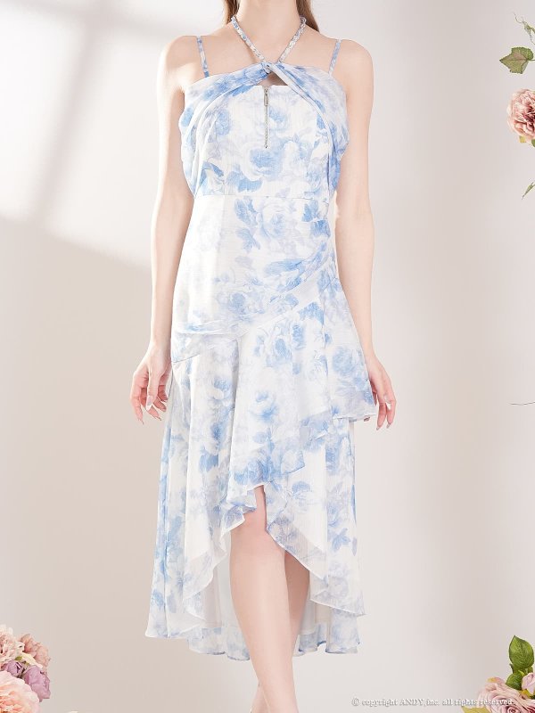 ブルー　モデル：ゆな　着用サイズ：Sサイズ