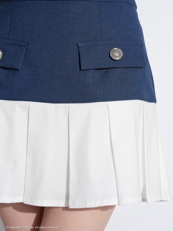 インディゴxホワイト　モデル：める　着用サイズ：Sサイズ