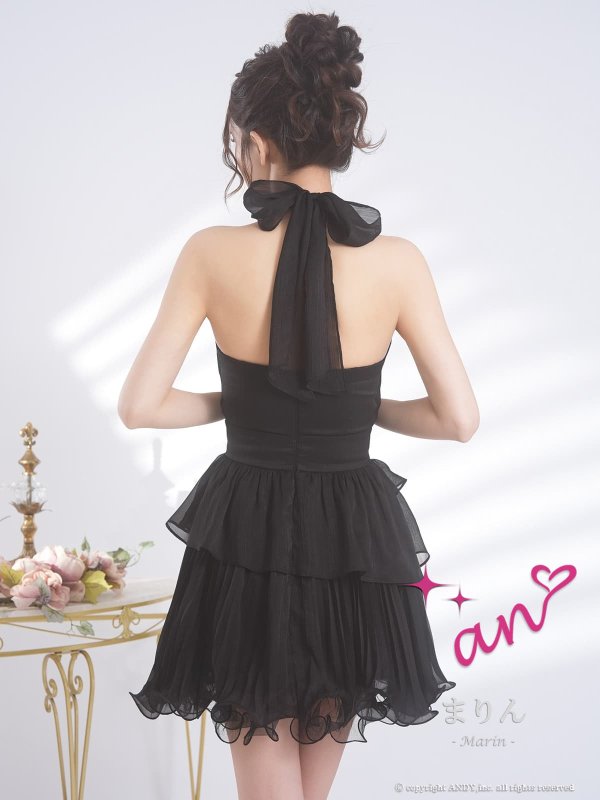 ブラック モデル：まりん　身長：171cm　着用サイズ：Sサイズ