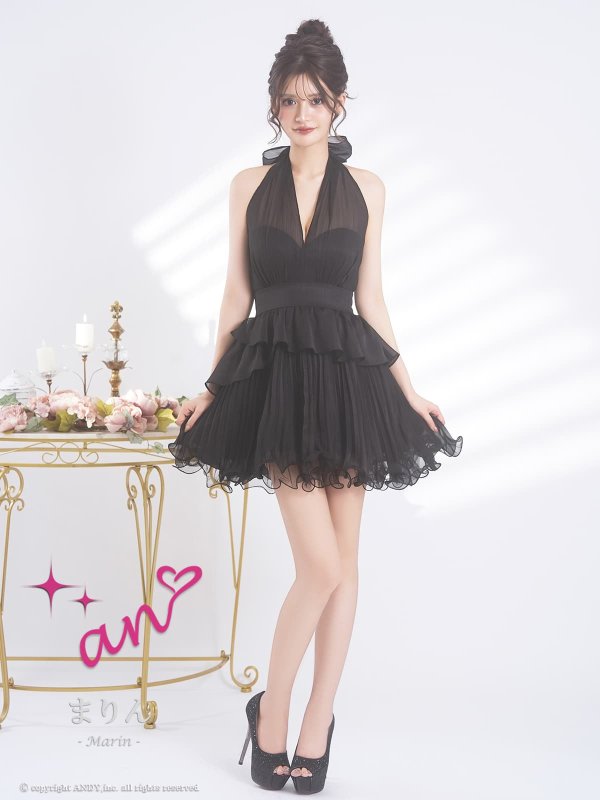 ブラック モデル：まりん　身長：171cm　着用サイズ：Sサイズ