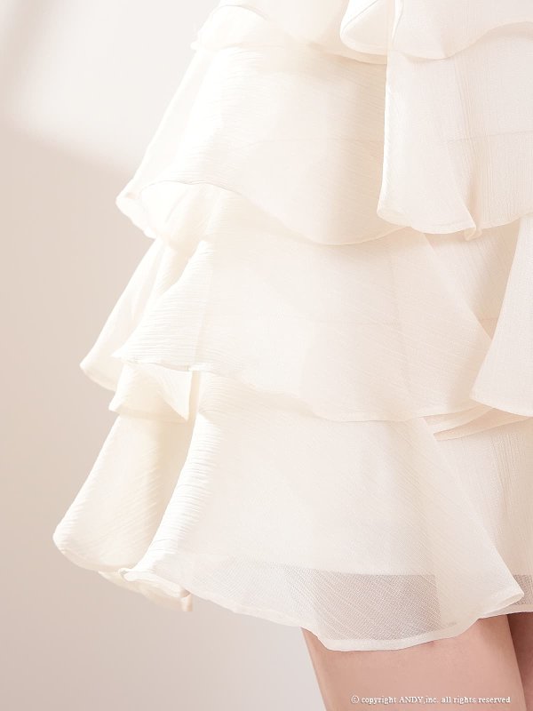 アイボリー　モデル：ゆな　着用サイズ：Sサイズ