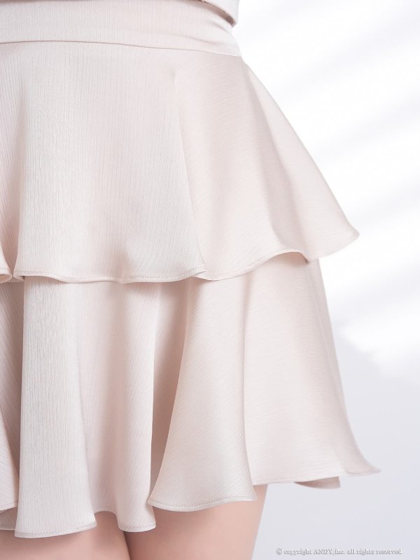 ベージュ モデル：まりん　身長：171cm　着用サイズ：Sサイズ