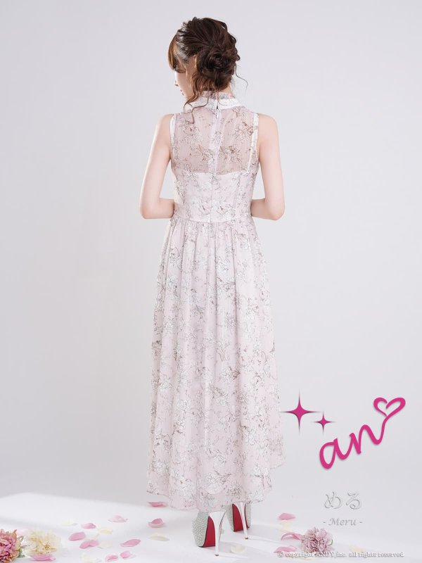 ピンク　モデル：める　着用サイズ：Sサイズ