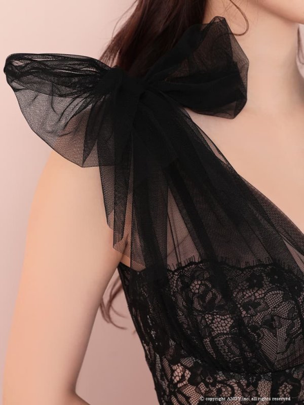 ブラック　モデル：桜咲乃愛　身長：164cm　着用サイズ：Sサイズ