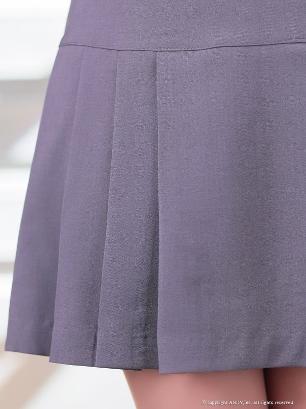 グレー　モデル：うづきふうか　身長：152cm　着用サイズ：Sサイズ