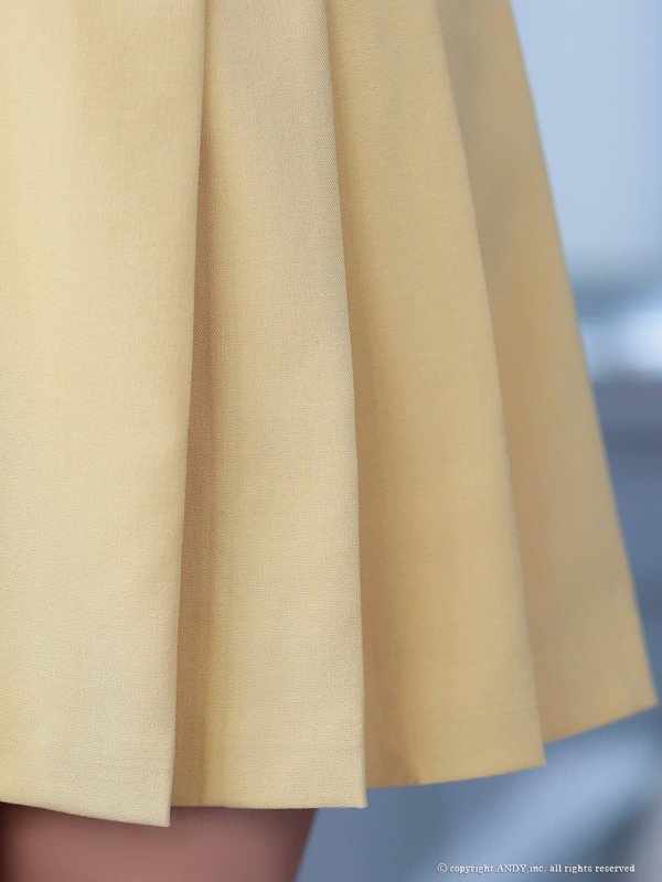 イエロー　モデル：りの　身長：157cm　着用サイズ：Sサイズ