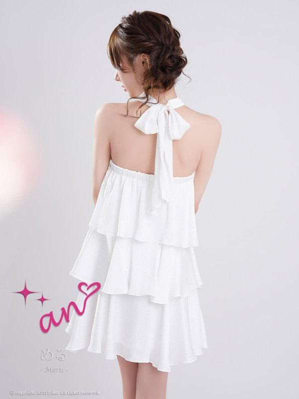 ホワイト　モデル：める　着用サイズ：Sサイズ