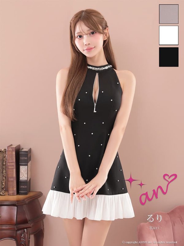 ブラックxホワイト　モデル：るりぴ　身長：165cm　着用サイズ：Sサイズ