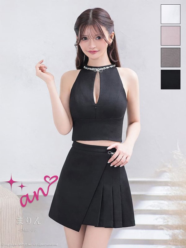 ブラック　 モデル：まりん　身長：171cm　着用サイズ：Sサイズ