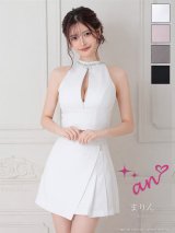 XSサイズあり【an/アン】ハイネック/ バストジップ/ ネックビジュー/ リボンブローチ付き/ プリーツ/ アシンメトリー/ フレア/ セットアップ/ ミニドレス/ キャバドレス[OF05]