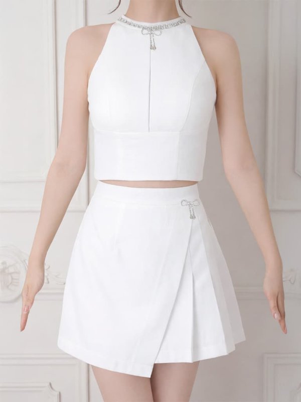 ホワイト　 モデル：まりん　身長：171cm　着用サイズ：Sサイズ