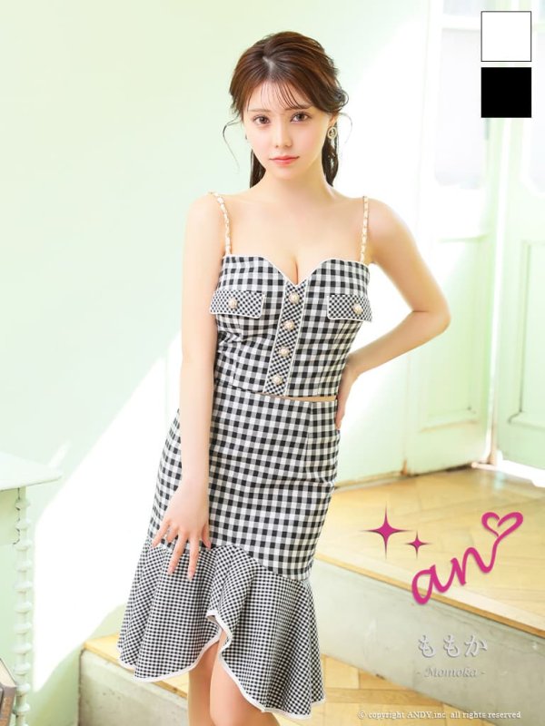 ホワイト　モデル：ももか　身長：156cm　着用サイズ：Sサイズ