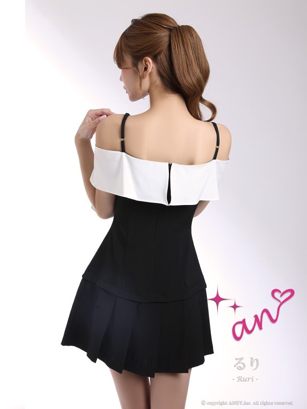 ブラックxホワイト モデル：るりぴ　身長：165cm　着用サイズ：Sサイズ