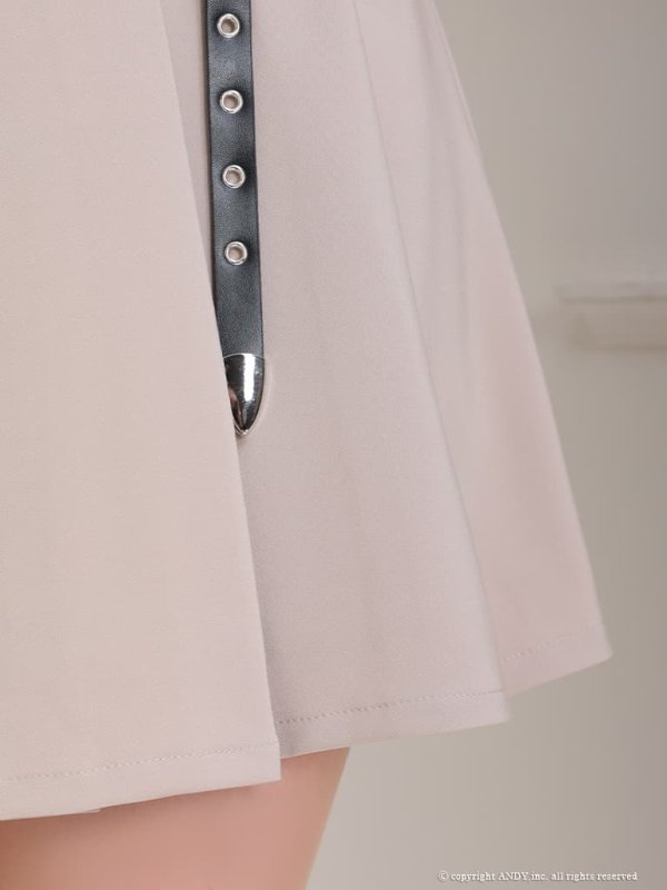 ベージュ　モデル：ゆめ　身長：160cm　着用サイズ：Sサイズ