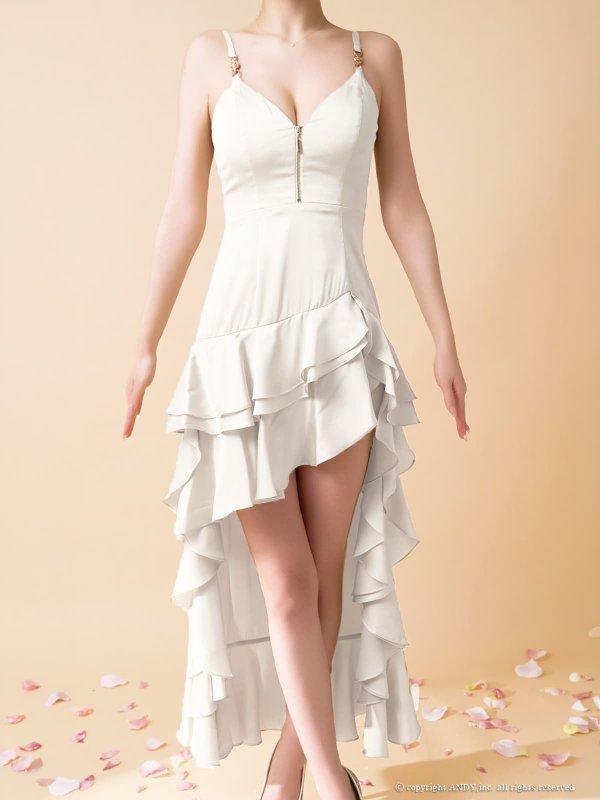 アイボリー モデル：まりん　身長：171cm　着用サイズ：Sサイズ
