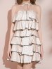 ベージュ　モデル：のあ　着用サイズ：Sサイズ