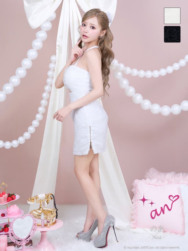 ホワイト　モデル：のあ　身長：148cm　着用サイズ：Sサイズ