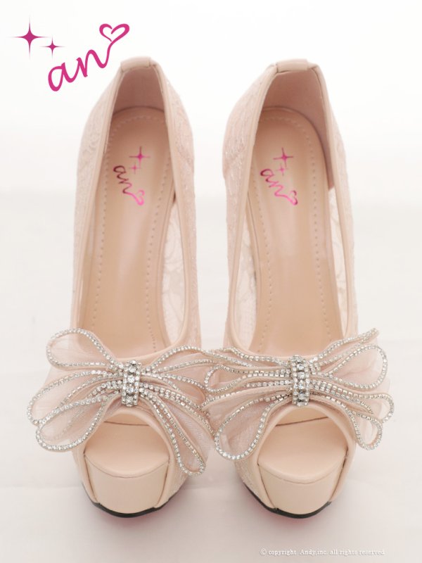 ピンクベージュ