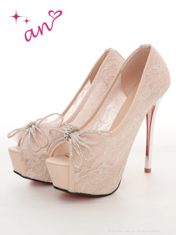 ピンクベージュ