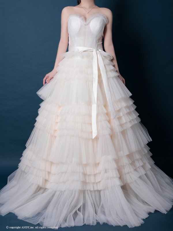 ホワイト モデル:ももか 身長:156cm 着用サイズ:S(XS〜M)