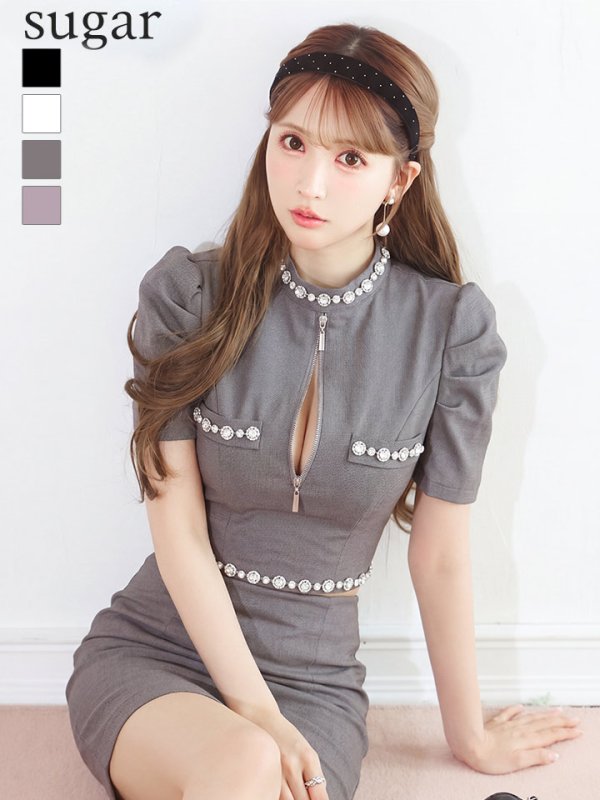 グレー モデル：三上悠亜　身長：159cm　着用サイズ：Sサイズ