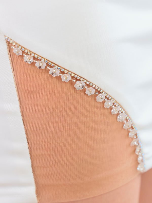 ホワイト モデル:まりん 身長:171cm 着用サイズ:Sサイズ