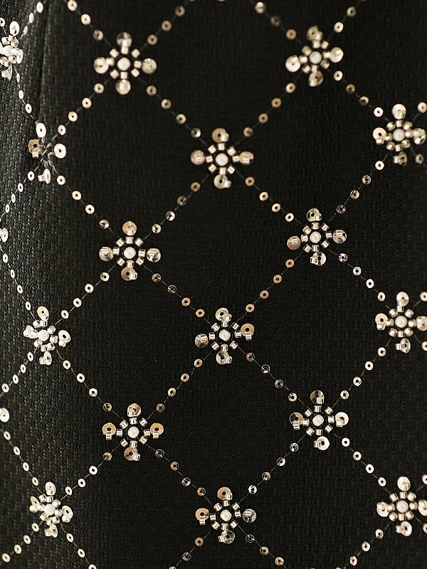 画像8: XSサイズあり【ANGEL R/エンジェルアール】デコルテ/ ビジュー/ チャーム/ クロスファブリック/ フレア/ マイクロミニドレス/ キャバドレス[OF2]