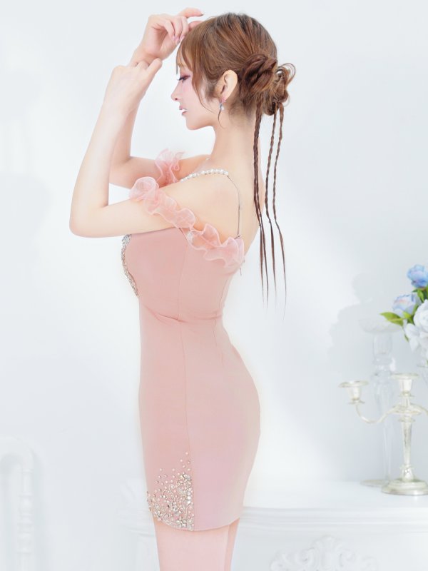 ピンク モデル:楓 身長:161cm 着用サイズ:Sサイズ