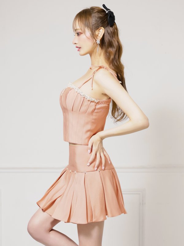 ピンクベージュ　モデル：楓　身長：161cm　着用サイズ：Sサイズ