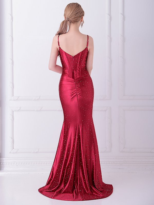 ワインレッド　モデル：きよみ　身長：158cm　着用サイズ：Sサイズ