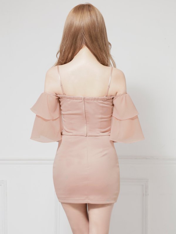 ピンク　モデル：きよみ　身長：158cm　着用サイズ：Sサイズ