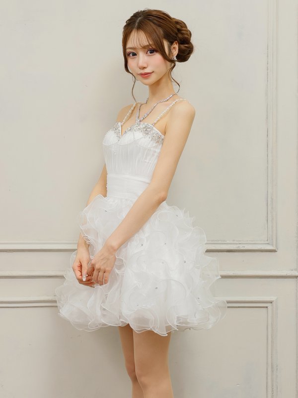 ホワイト　モデル：ひより　身長：152cm　着用サイズ：Fサイズ