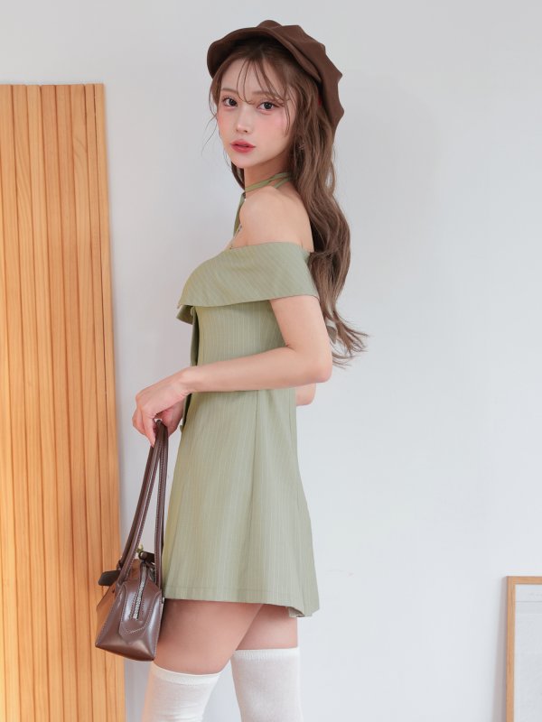 ベージュ モデル：るりぴ　身長：165cm　着用サイズ：Sサイズ