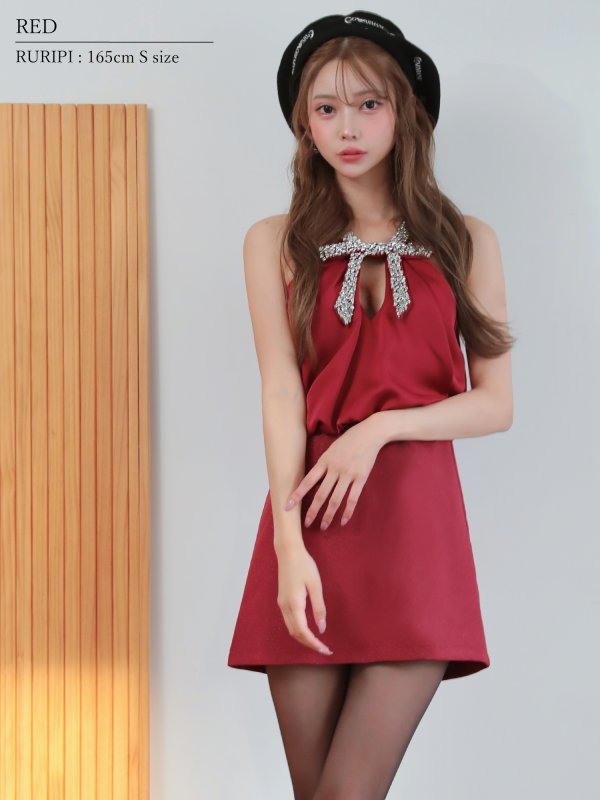 レッド　 モデル：るりぴ　身長：165cm　着用サイズ：Sサイズ