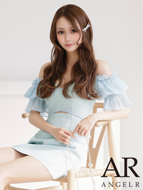 ブルー　 モデル：りり　身長：159cm　着用サイズ：Sサイズ