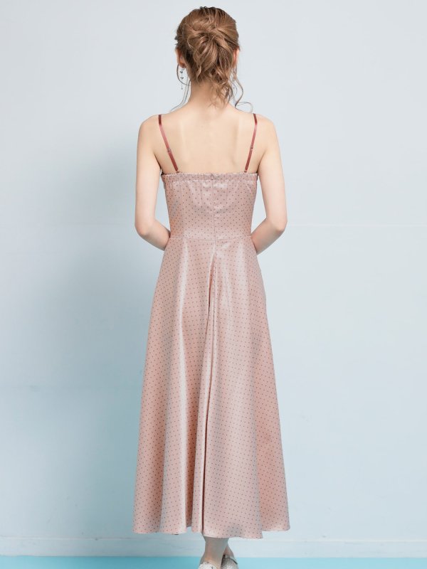 ピンク　モデル：るりぴ　身長：165cm　着用サイズ：Sサイズ