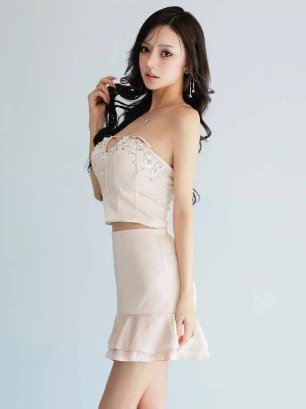 アイボリー　モデル：葉月芽生　身長：157cm　着用サイズ：Sサイズ