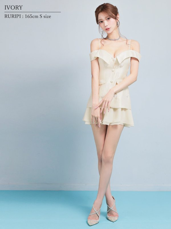アイボリー　モデル：るりぴ　身長：165cm　着用サイズ：Sサイズ
