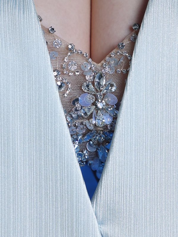 サックス　モデル：ゆいぴす　身長：170cm　着用サイズ：Sサイズ