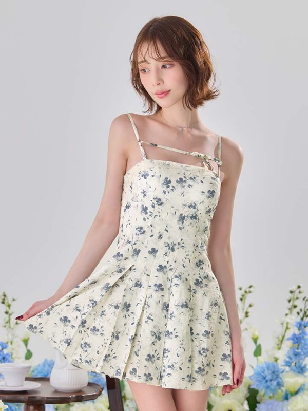 ブルー モデル：天海りこ　身長：156cm　着用サイズ：Sサイズ