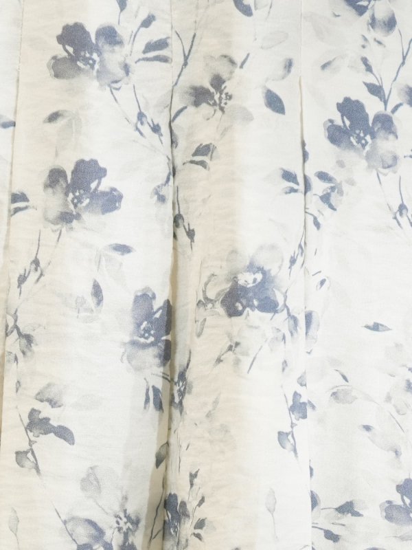 ブルー　モデル：るりぴ　身長：165cm　着用サイズ：Sサイズ