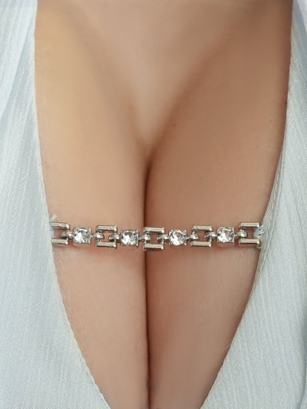 ブルー