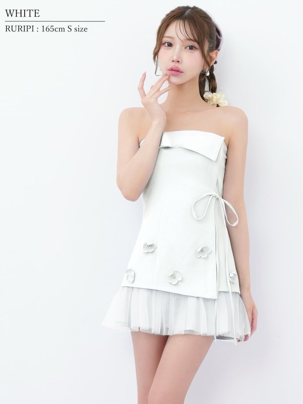 ホワイト　モデル：るりぴ　身長：165cm　着用サイズ：Sサイズ