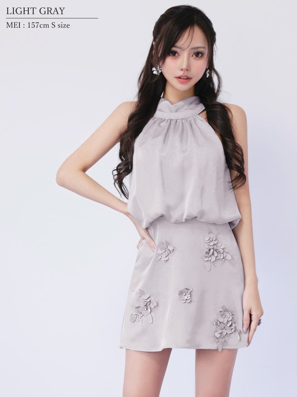 ライトグレー　モデル：葉月芽生　身長：157cm　着用サイズ：Sサイズ