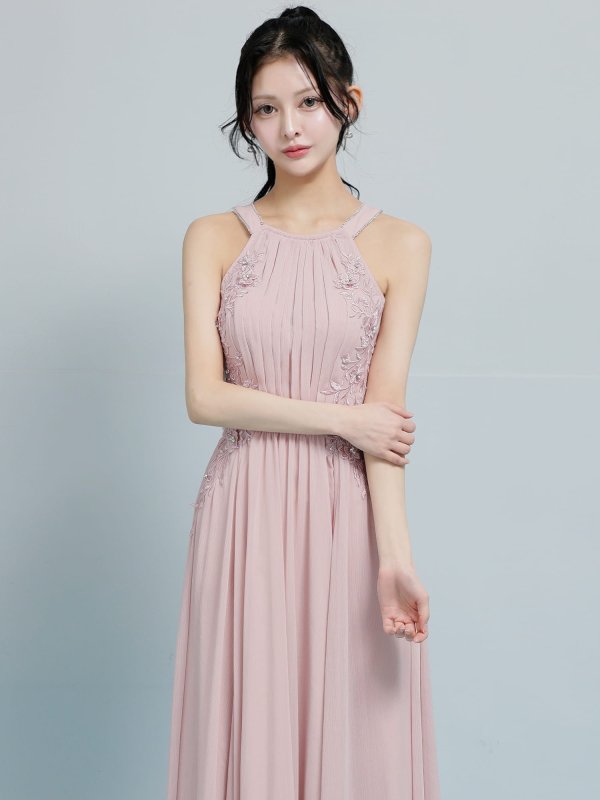 ピンク　モデル：ミレイ　身長：156cm　着用サイズ：Sサイズ